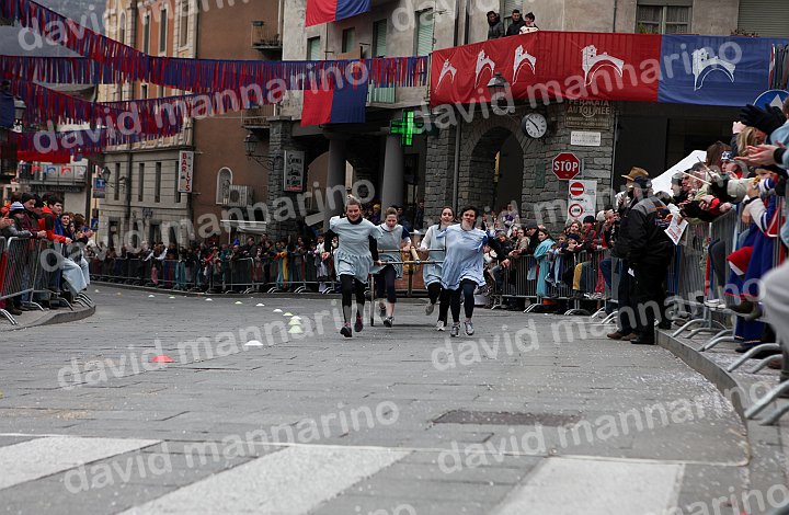Gara delle Bighe 2011-7861.jpg